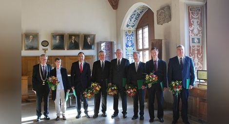 Единственият действащ академик в Пловдив е преподавателят от УХТ Атанас Павлов