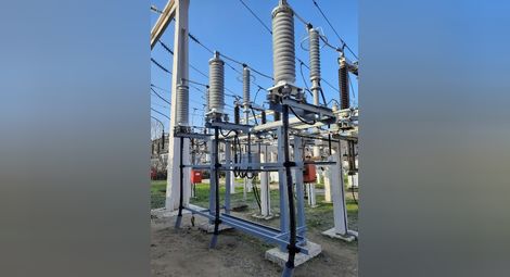 Нова линия осигурява по-надеждно електрозахранване в центъра на Русе
