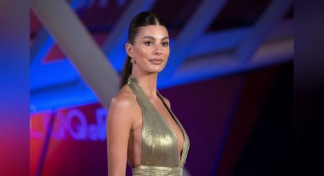 Ди Каприо наел цяла зала, за да тича с меч на прожекция на "Междузвездни войни"