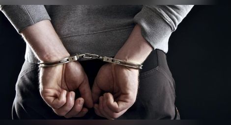 Задържан за коварен грабеж на пенсионерка в Русе обрал и жп канцелария