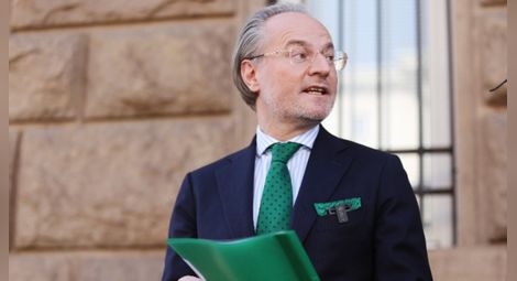 Неуспешен опит за преназначаване на Лозан Панов във ВАС