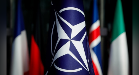 НАТО иска да разположи нови бойни групи в Румъния и България