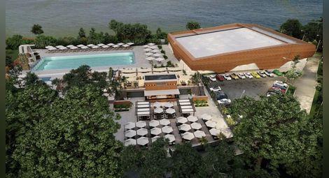 Кметът отложи с месец решението за изграждане  на Многофункционален плувен комплекс в Русе