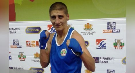 Севда Асенова ще боксира  на „Белградски победник“