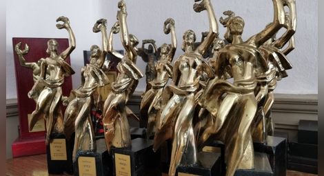 До 10 май приемат номинации за наградите „Русе“ и Млад творец“