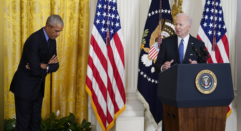 Обама посети отново Белия дом, за да се срещне с Байдън