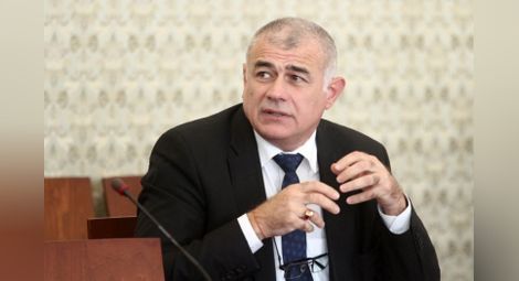 След 1 юли плащанията към пенсионерите няма да бъдат по-ниски от настоящите, заяви социалният министър