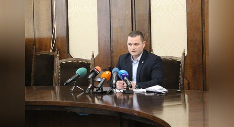 Пенчо Милков след изненадващо писмо на Николай Събев: Няма да дадем летище Русе на държавата