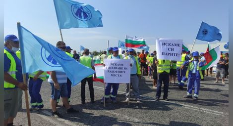 Каскадни пътни блокади днес в Русе и региона