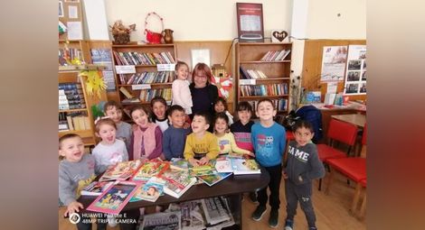 Деца превзеха библиотеката в Караманово