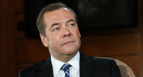 Медведев: Не съм нареждал сателитите на Мъск да бъдат унищожени