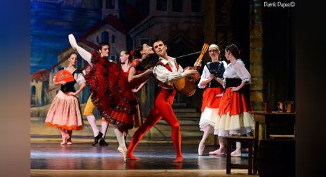 Звездите на Националния балет празнуват на сцената в Русе