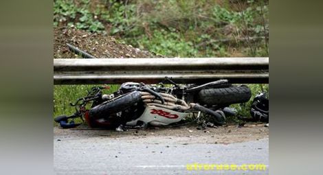 Моторист загина в Разградско