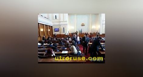 Парламентът очаквано преодоля ветото на президента