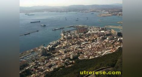 Мадрид иска от Лондон Гибралтар да махне изкуствен риф 