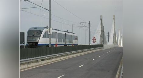 Първият пътнически влак тръгва по Дунав мост 2 от 10 май