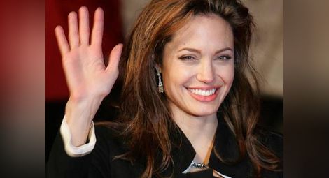 Анджелина Джоли сложи край на киното