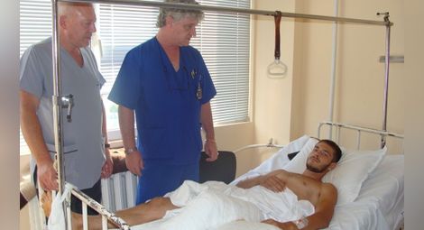 Бургаски хирурзи спасиха прерязан с флекс крак