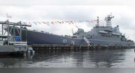 Руски бойни кораби преминаха Босфора на път за Сирия