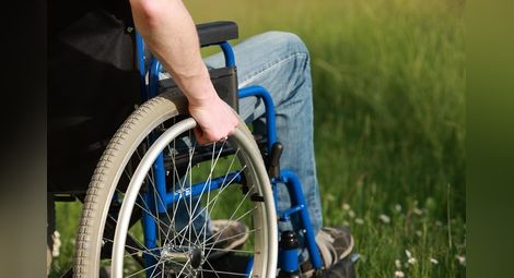 Над 35 000 инвалиди получават добавки в областта