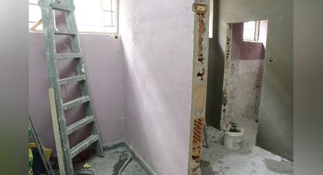 От Самоков пращат търговищка бригада да ремонтира една тоалетна в Русе