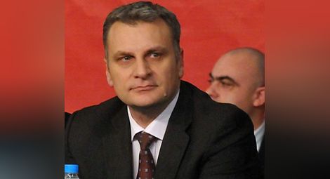 Курумбашев: Не виждам причини правителството или парламентът да подават оставка