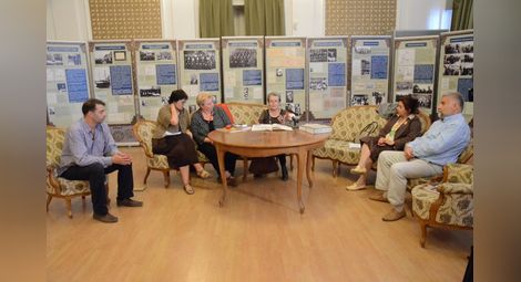 Русенски следи в спасяването  на евреите обсъдиха в музея