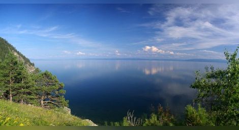 Езеро без дъно привлича туристи в Албания 