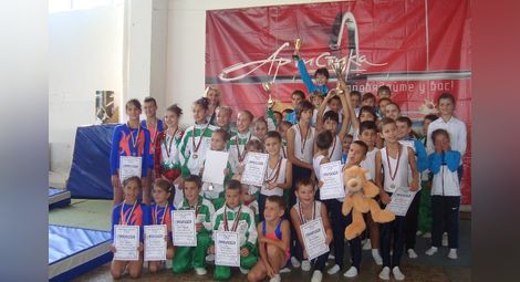 Майсторите на батут от „Имидж“ спечелиха купа „Северна България“