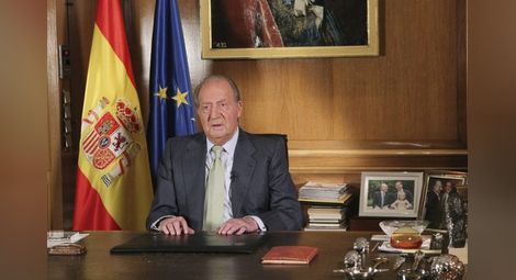 Хуан Карлос абдикира, за да стимулира обновяването на монархията