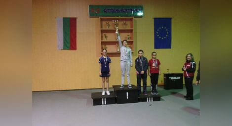 Двемогилският тенис със сребро и бронз от „Млад олимпиец“