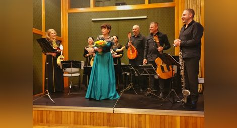 „Гласове и мандолини“ възхитиха публиката  в Будапеща и Велико Търново, предстои София