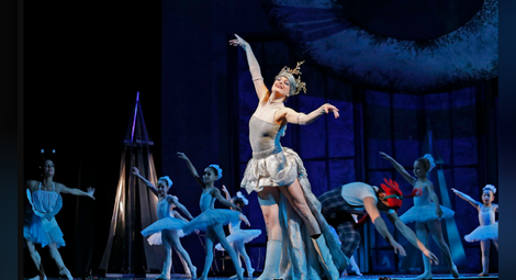 Солисти на балет „Арабеск“ оценяват над 450 участници в „Танцуваща река“