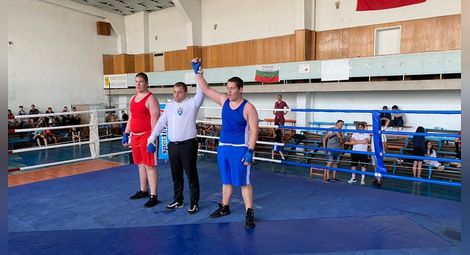 Русенският бокс с пет сигурни медала от първенството за ученици