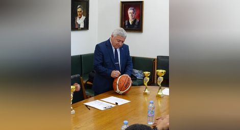 Ректорът на Русенския университет поздрави отличниците в спорта