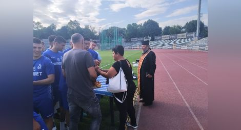 „Дунав“ почна с юноша на „Левски“ и бивш свой варненски футболист