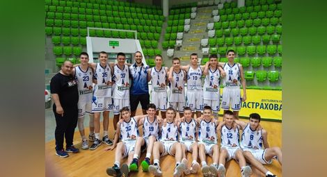 Младите баскетболисти на полуфинал след две победи в Ботевград
