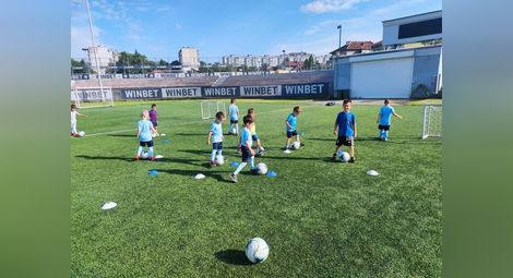 Футболната академия на  „Дунав“ прави група с 5-годишни