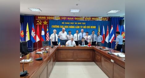 РУ обсъжда общи дейности в асамблеята „Дунав-Меконг“ с виетнамски университет