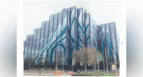 Проект на Кирил Узунов /Karlo Zuno/ за графичен дизайн върху стъклената фасада на небостъргач по патентована от него технология за метализирано стъкло.