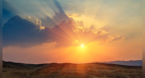 Слънчево с температури между 18 и 23 градуса