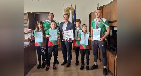 Кметът награди медалисти от големи първенства по джу-джицу