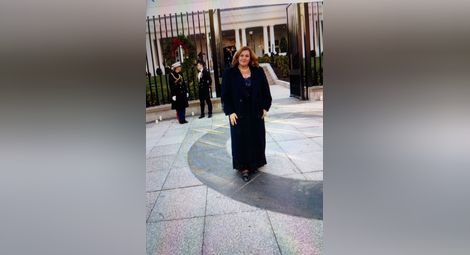 Мариана Цветкова пред Белия дом. Снимка: Личен профил във ФБ