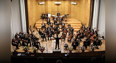 Операта честити 2023-та с галаконцерт „Нова година в малката Виена“