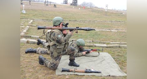 Военните обявиха десет вакантни места в Доброволния резервен корпус