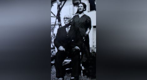 Димо Смядовски със съпругата си Екатерина (Кина) Ганчева Кьосева на 24 май 1938.