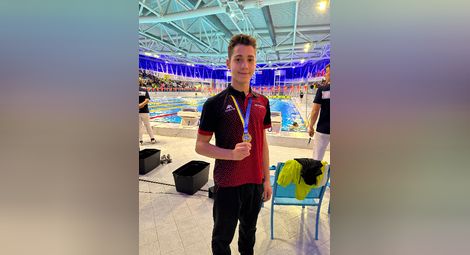 Русенският Локомотив с 12 медала от Международния турнир по плуване &bdquo;Sharks Swimming Cup 2023&rdquo; /галерия/