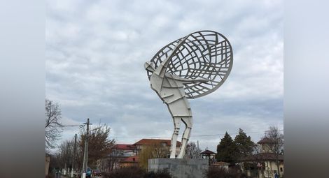 Паметникът на рибаря в Гюргево