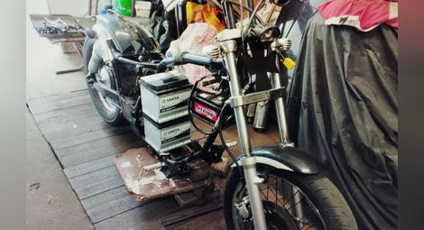 100 километра за 50 стотинки: Имаше емоция, но и разум - историята на един уникален русенски мотоциклет