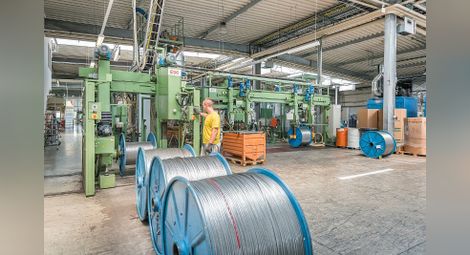 Австрийци ще строят завод за  кабели за електромобили в Русе